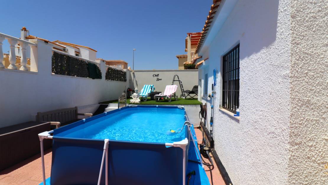 Sale - Villa - Orihuela - Villamartin