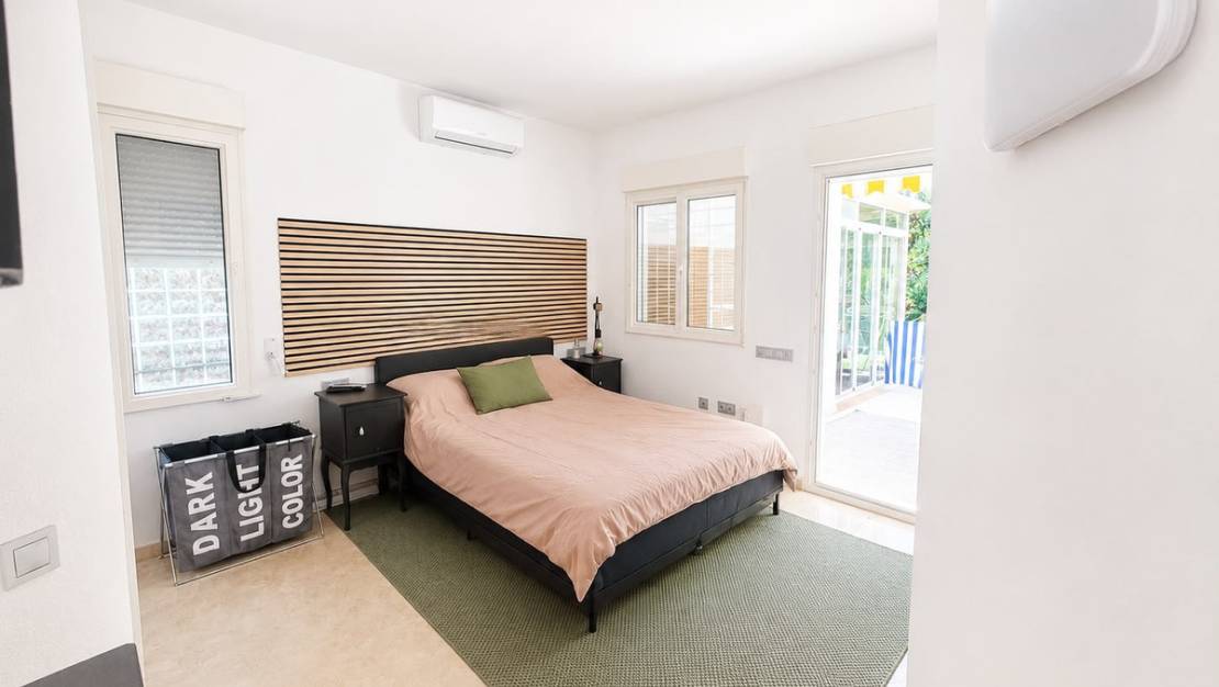 Sale - Villa - Orihuela - Villamartin