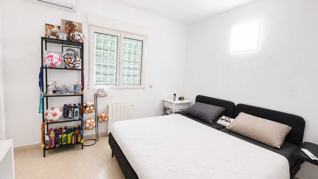 Sale - Villa - Orihuela - Villamartin