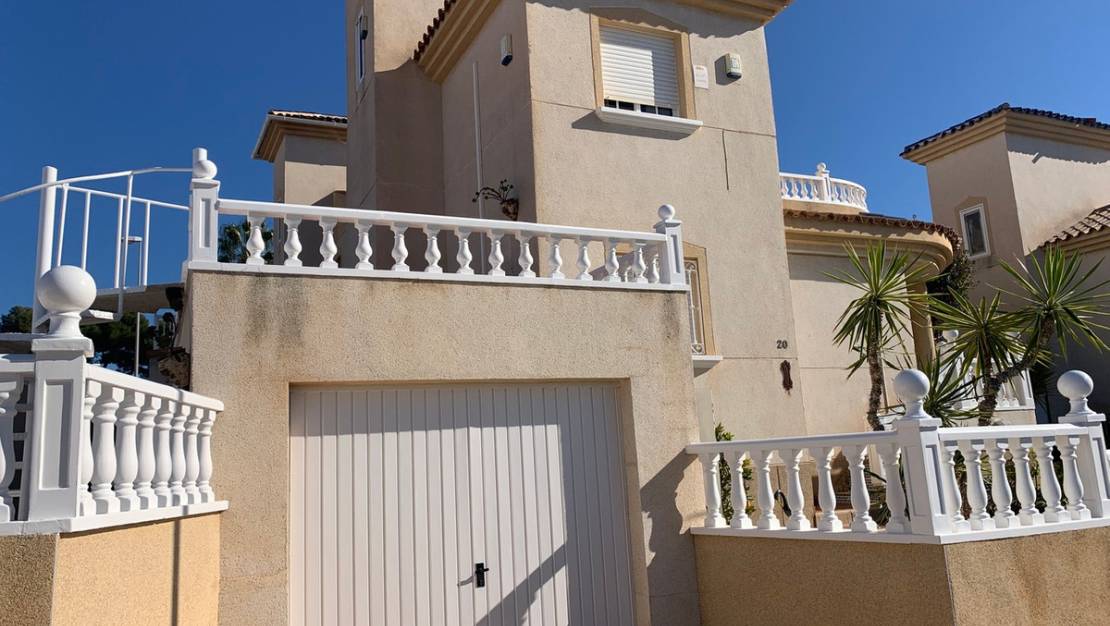 Sale - Villa - Orihuela - Villamartin