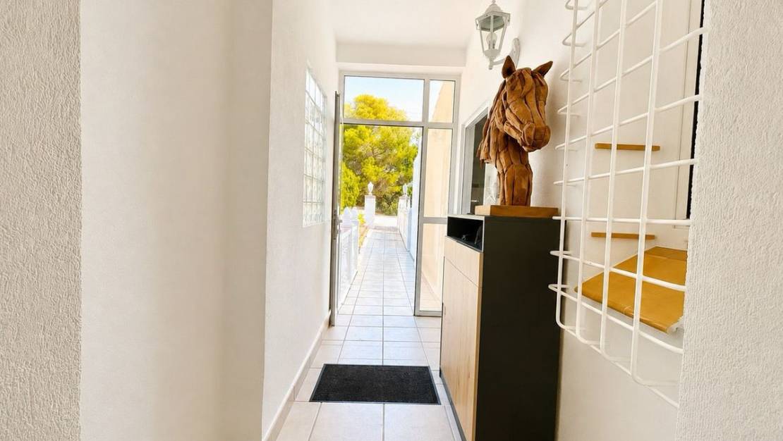 Sale - Villa - Orihuela - Villamartin