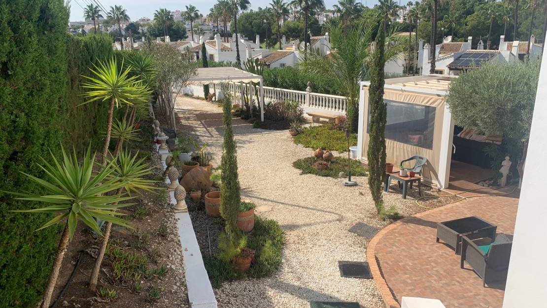 Sale - Villa - Orihuela - Villamartin