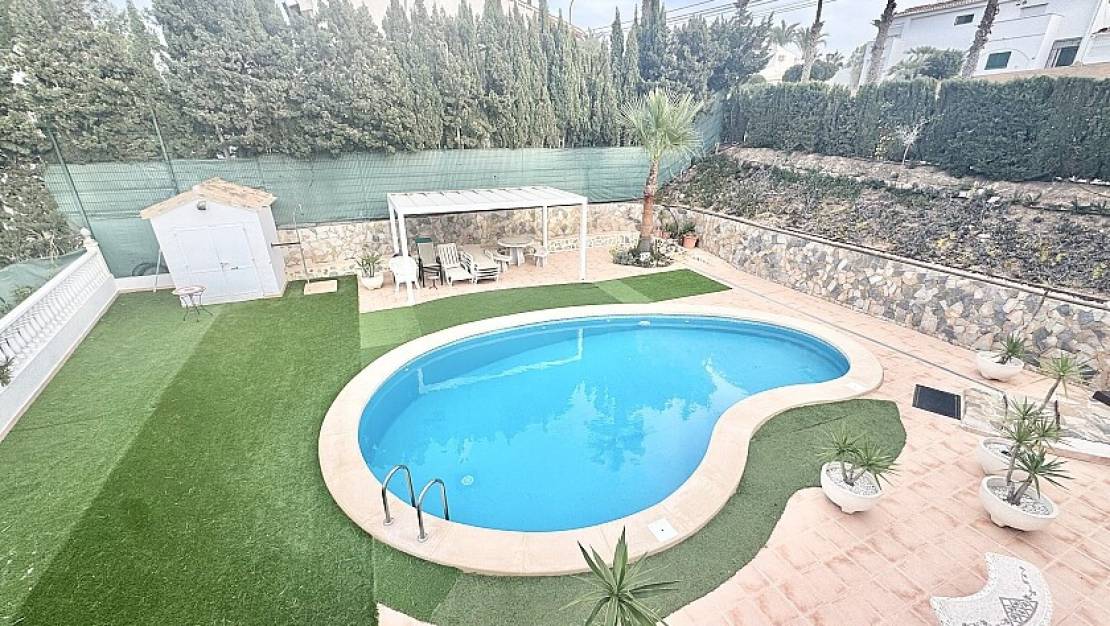 Sale - Villa - Orihuela - Villamartin