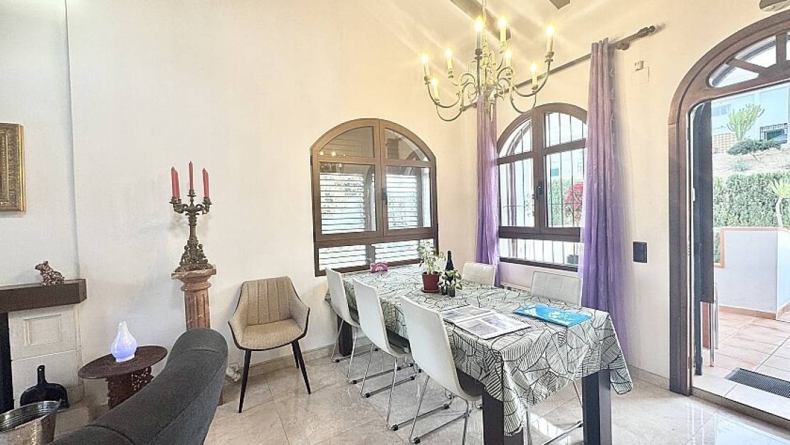 Sale - Villa - Orihuela - Villamartin