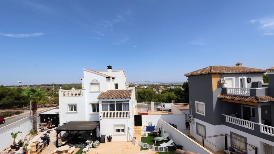 Sale - Villa - Orihuela - Villamartin