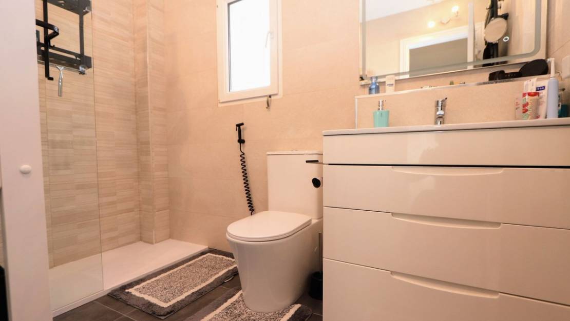 Sale - Villa - Orihuela - Villamartin