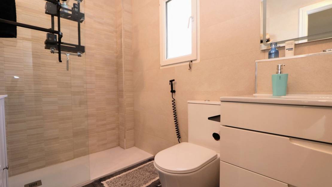 Sale - Villa - Orihuela - Villamartin