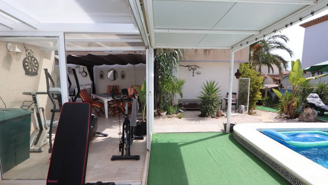 Sale - Villa - Orihuela - Villamartin
