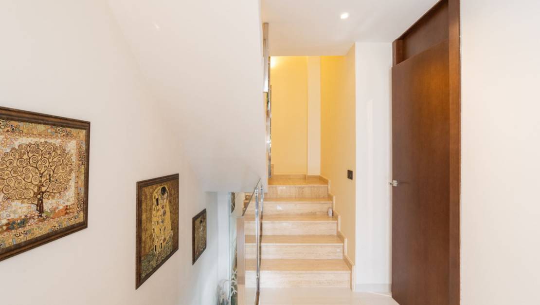 Sale - Villa - Orihuela - Villamartin
