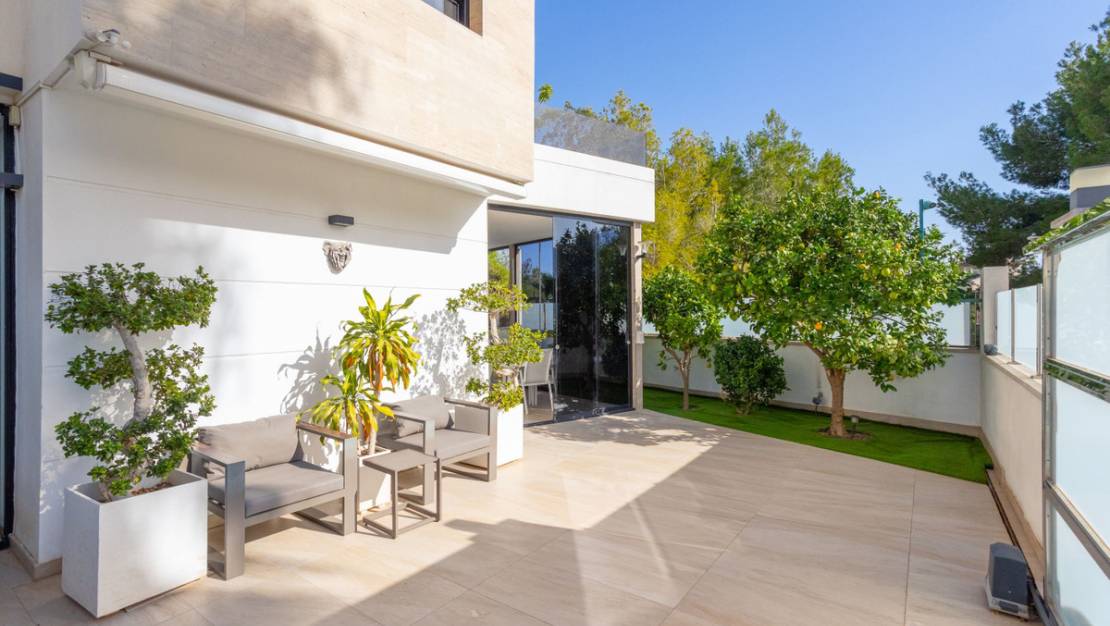 Sale - Villa - Orihuela - Villamartin