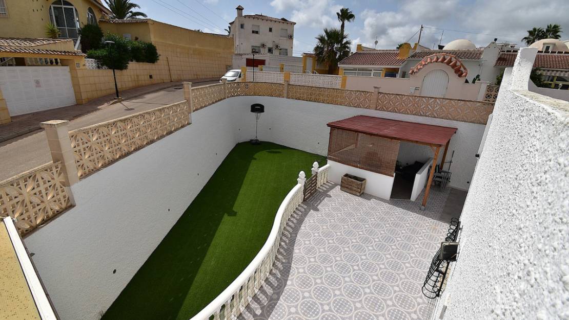Sale - Villa - Orihuela - Villamartin
