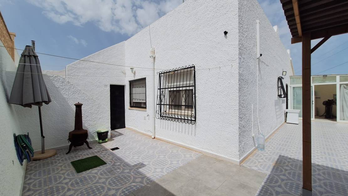 Sale - Villa - Orihuela - Villamartin