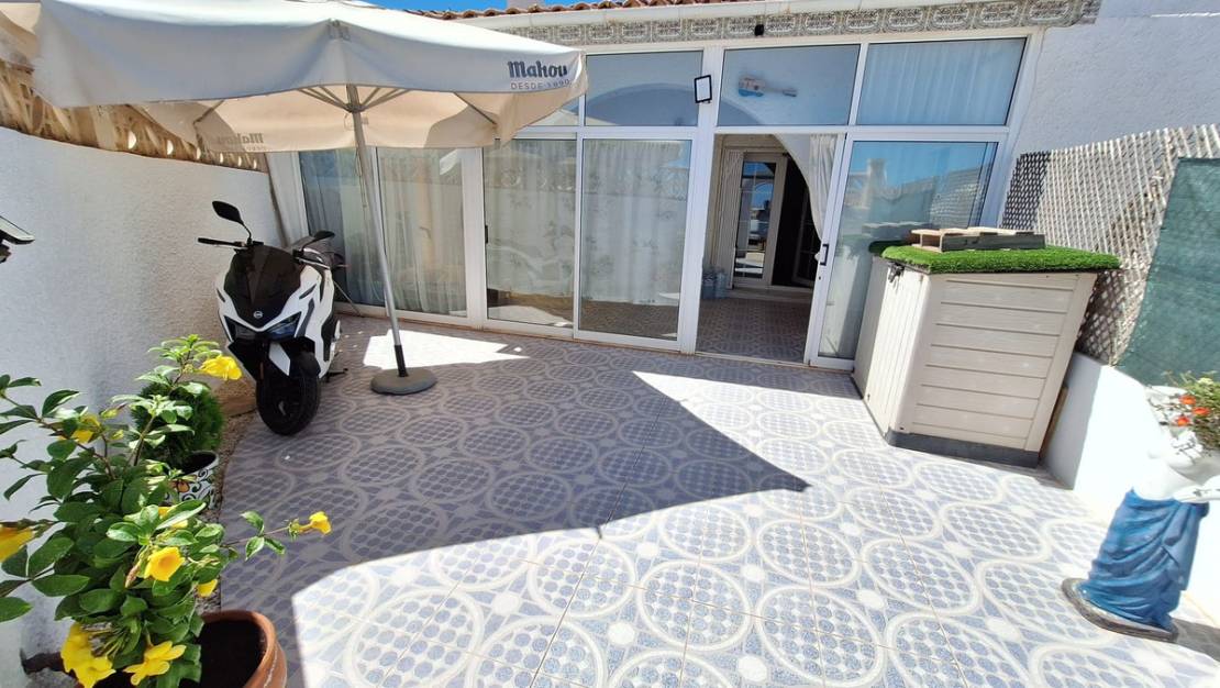 Sale - Villa - Orihuela - Villamartin