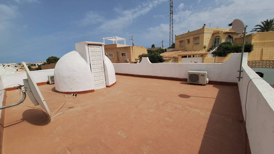 Sale - Villa - Orihuela - Villamartin