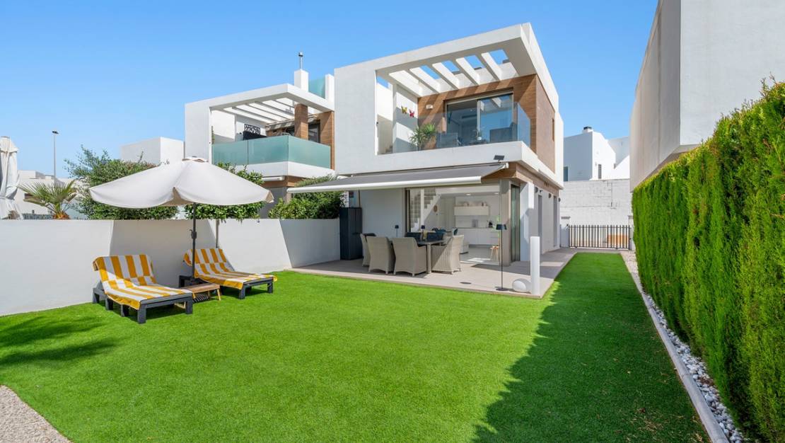 Sale - Villa - Orihuela - Villamartin
