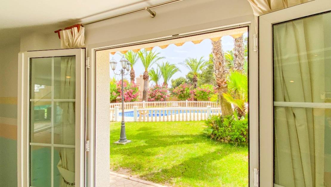 Sale - Villa - Orihuela - Villamartin