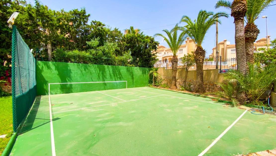 Sale - Villa - Orihuela - Villamartin
