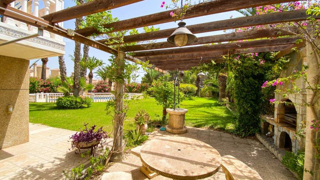 Sale - Villa - Orihuela - Villamartin