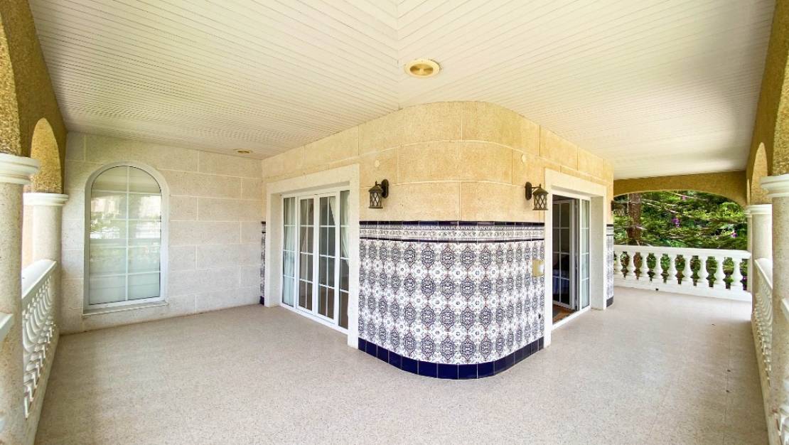 Sale - Villa - Orihuela - Villamartin
