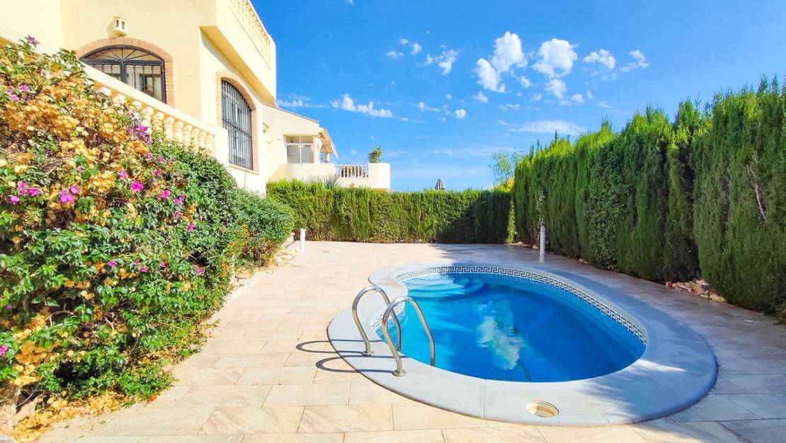 Sale - Villa - Orihuela - Villamartin