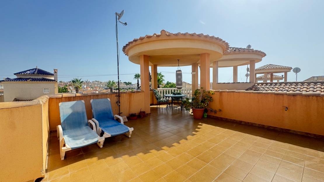 Sale - Villa - Orihuela - Villamartin