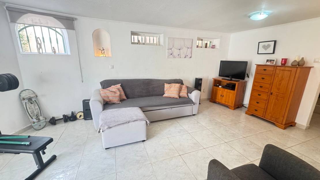 Sale - Villa - Orihuela - Villamartin