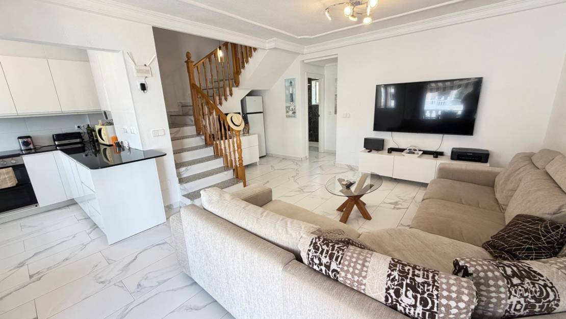 Sale - Villa - Orihuela - Villamartin