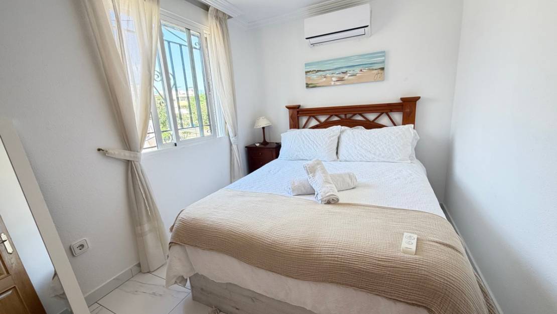 Sale - Villa - Orihuela - Villamartin