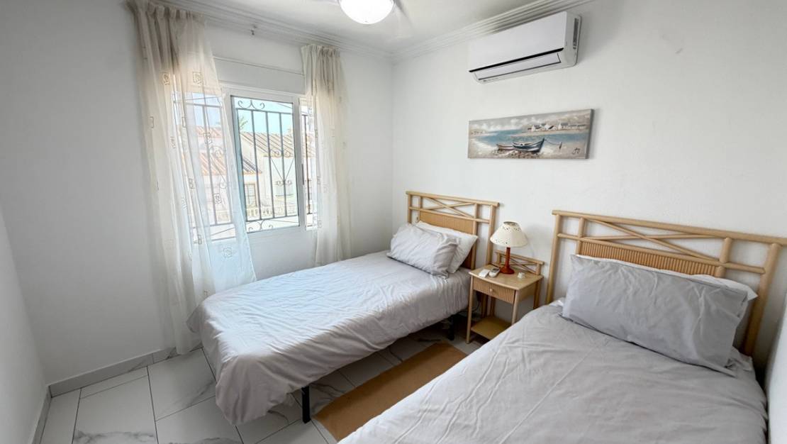 Sale - Villa - Orihuela - Villamartin