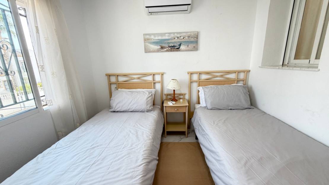 Sale - Villa - Orihuela - Villamartin