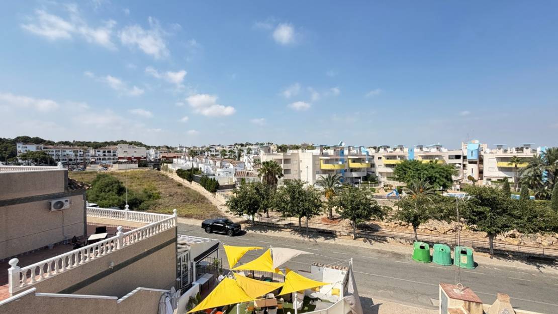 Sale - Villa - Orihuela - Villamartin