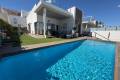 Sale - Villa - Orihuela - Villamartin