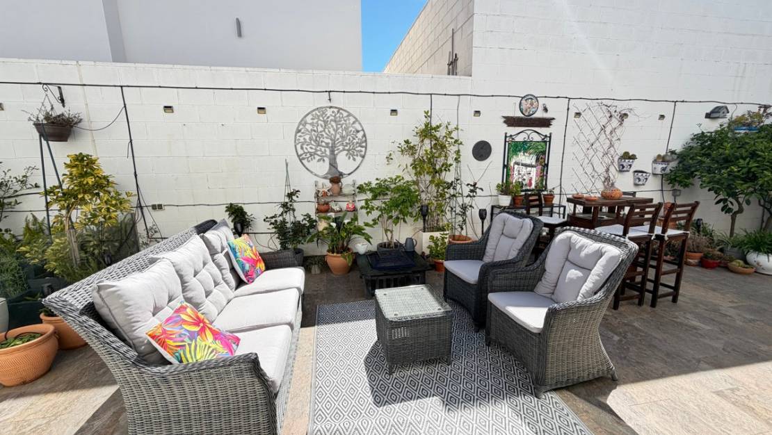 Sale - Villa - Orihuela - Villamartin