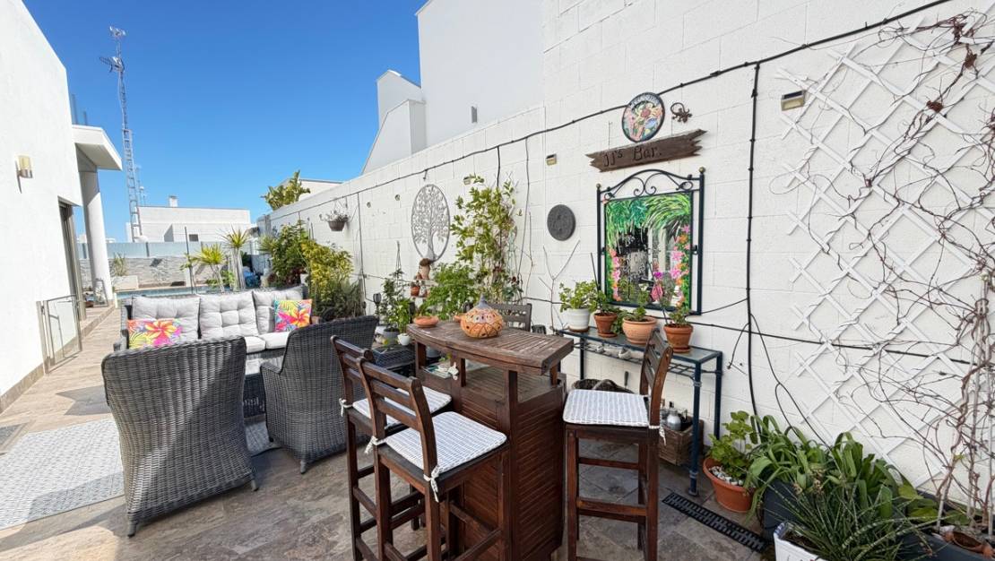 Sale - Villa - Orihuela - Villamartin