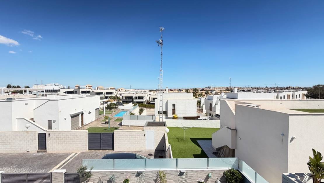 Sale - Villa - Orihuela - Villamartin