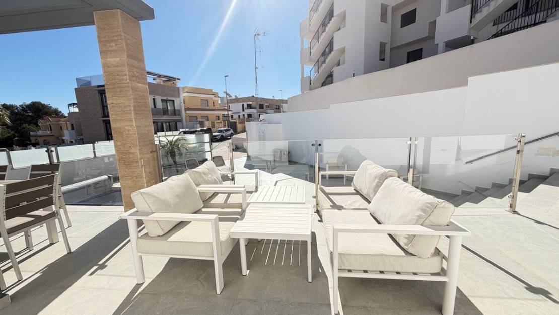 Sale - Villa - Orihuela - Villamartin
