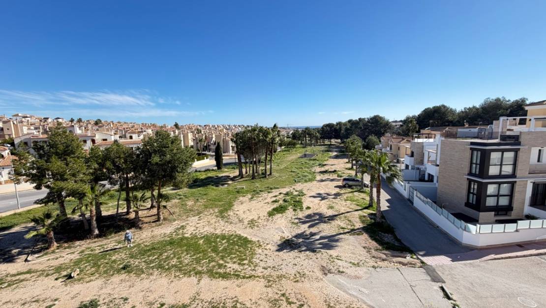 Sale - Villa - Orihuela - Villamartin