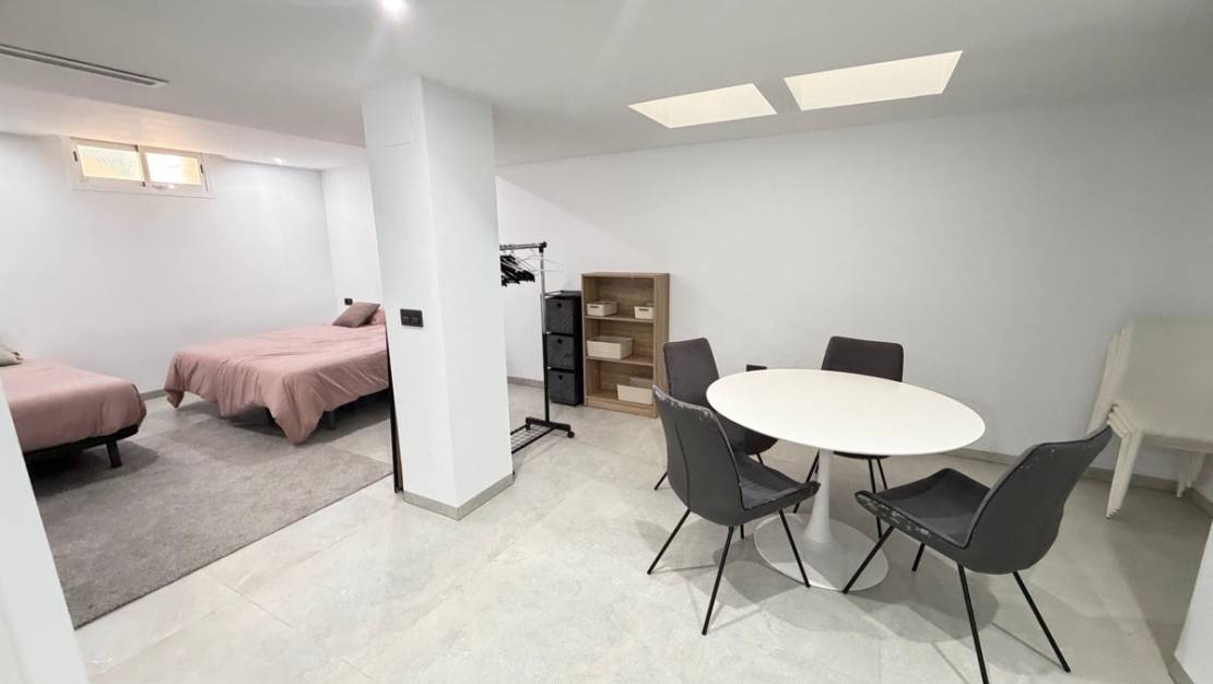 Sale - Villa - Orihuela - Villamartin