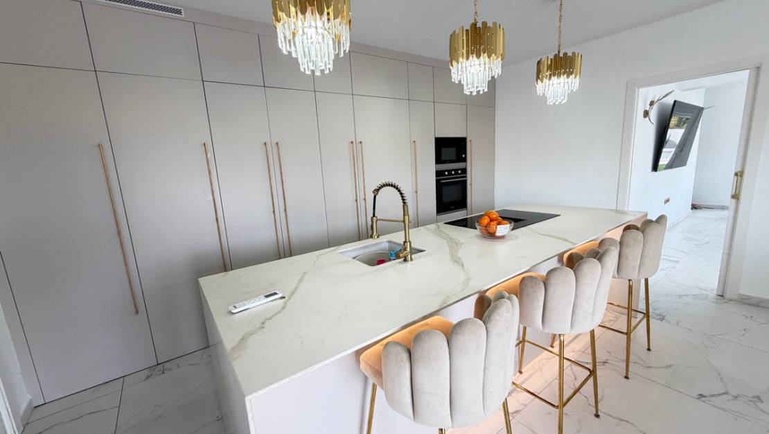 Sale - Villa - Orihuela - Villamartin