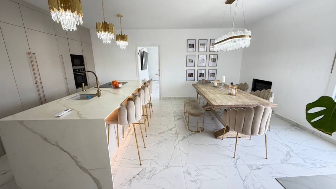 Sale - Villa - Orihuela - Villamartin