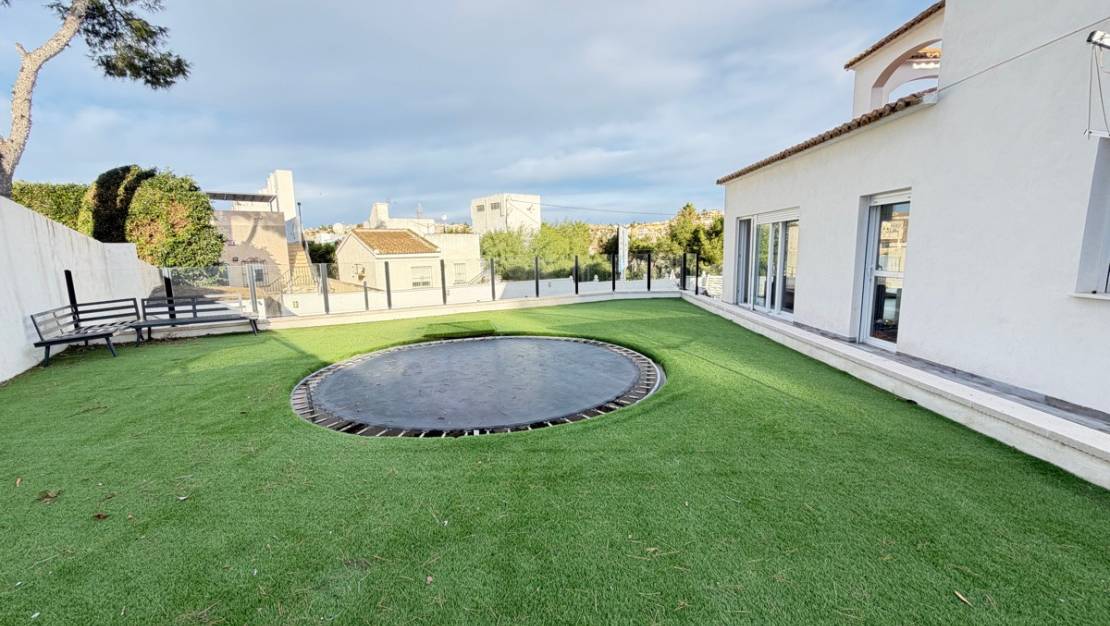 Sale - Villa - Orihuela - Villamartin