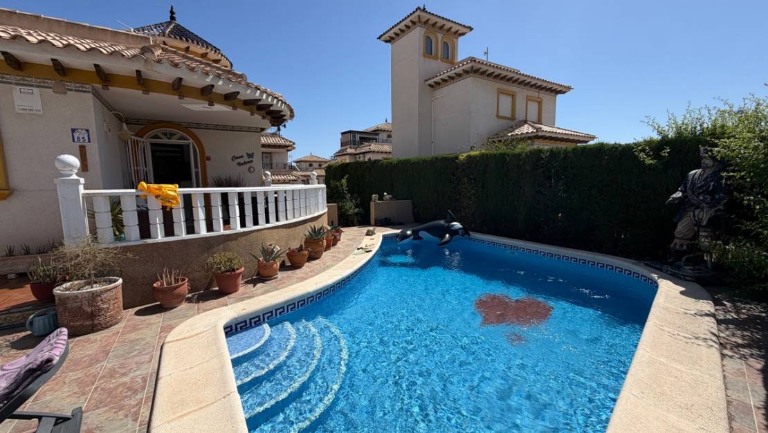 Sale - Villa - Orihuela - Villamartin