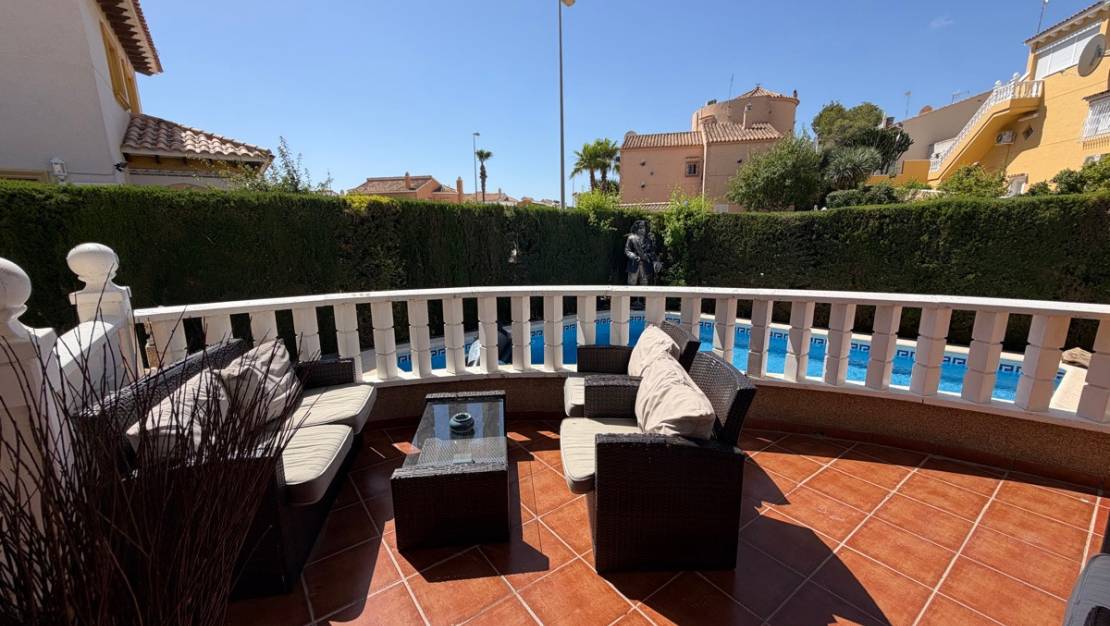 Sale - Villa - Orihuela - Villamartin