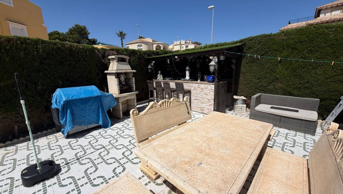 Sale - Villa - Orihuela - Villamartin