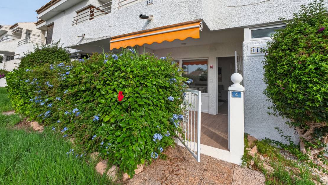 Sale - Villa - Orihuela - Villamartin