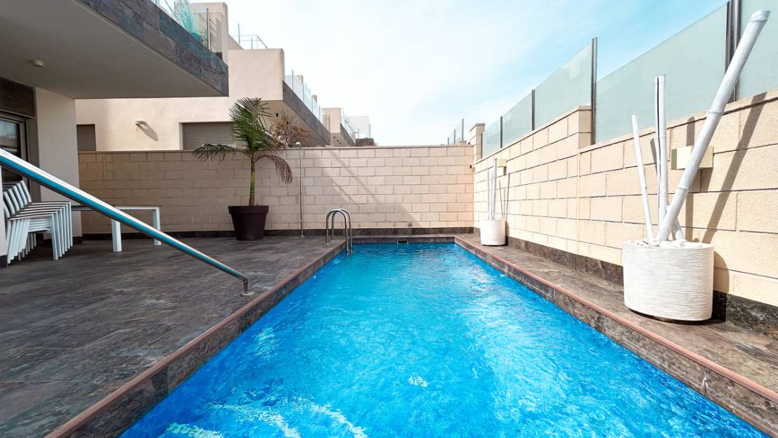 Sale - Villa - Orihuela - Villamartin