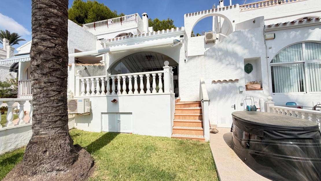 Sale - Villa - Orihuela - Villamartin
