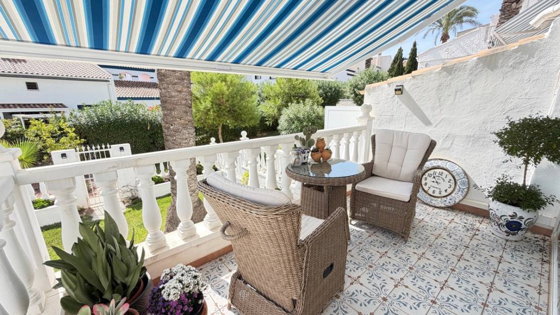 Sale - Villa - Orihuela - Villamartin