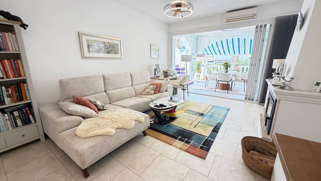 Sale - Villa - Orihuela - Villamartin