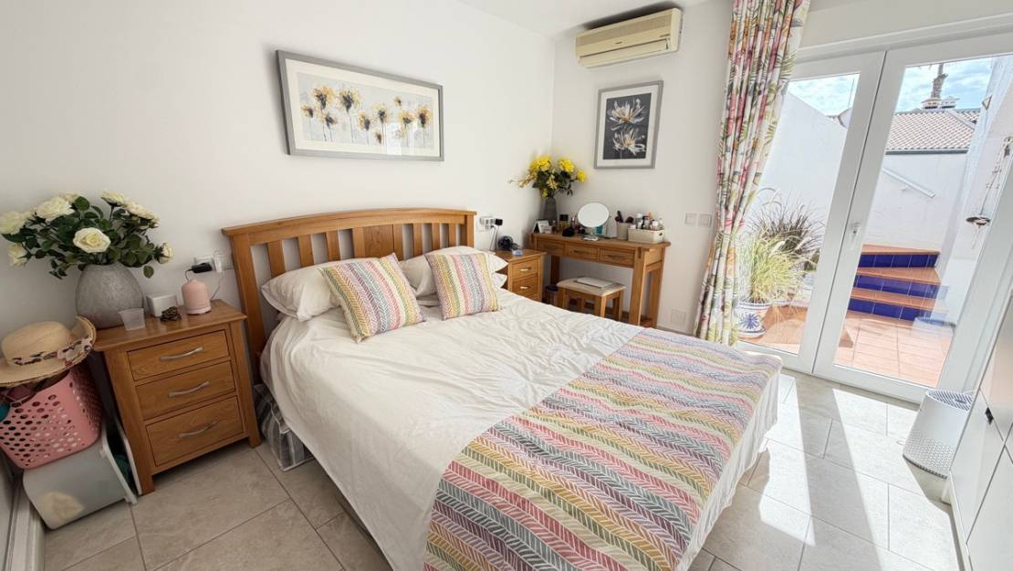 Sale - Villa - Orihuela - Villamartin